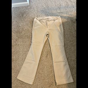 Old Navy khaki pants short sz12 (small marker stain in the crotch). Used